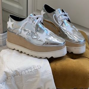 I love this style shoes